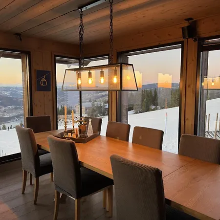Beautiful Ski-in Ski-out At The Of The Mountain In Holiday home Hafjell