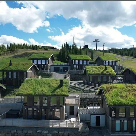 Holiday home Beautiful Ski-in Ski-out At The Of The Mountain In Hafjell